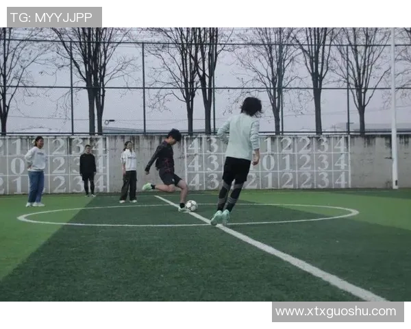 福包闪耀绿茵赛场展现非凡实力引领球队走向辉煌未来