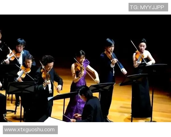 足球球星齐聚一堂放松心情 共同演绎精彩音乐之夜